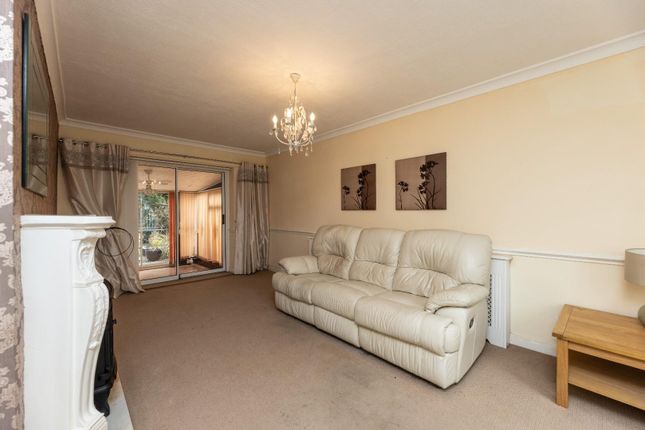 99, Kendal Drive, Castleford photo 4