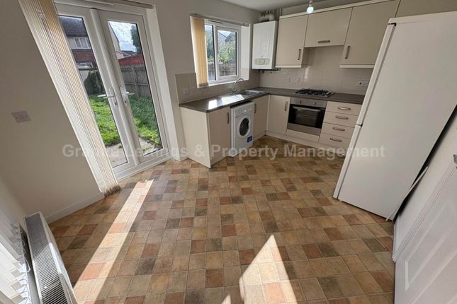 85, Metcombe Way, Manchester photo 4