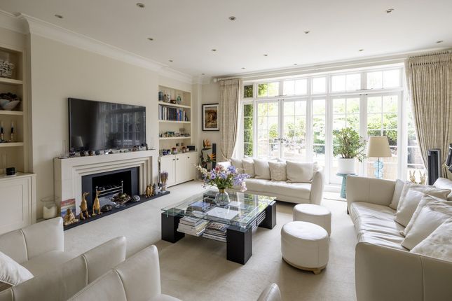 6, Holne Chase, London photo 3