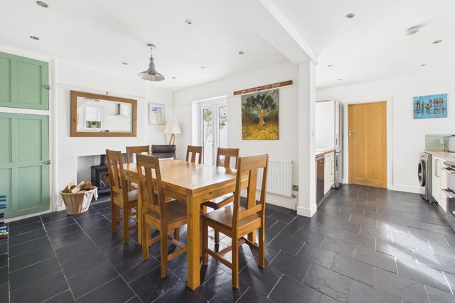 63, Victoria Road, Bude photo 4
