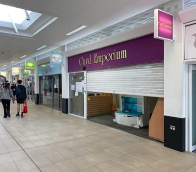 Thumbnail Retail premises to let in Teanlowe Centre, Poulton-Le-Fylde, Lancashire