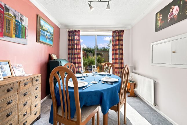 8, Edwin Panks Road, Ipswich photo 4