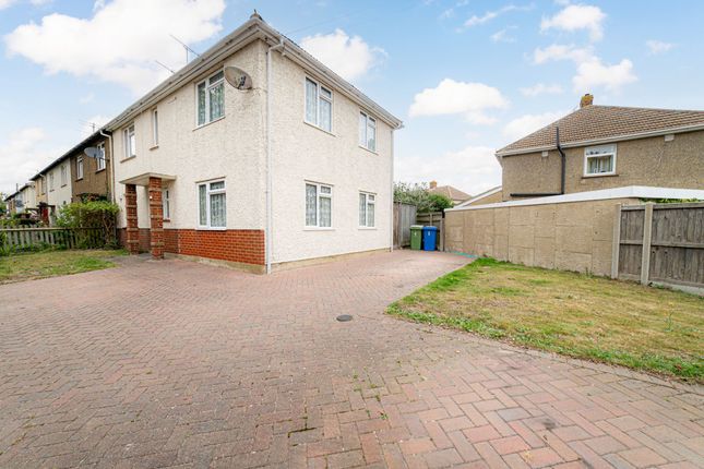 Terraced house for sale in Barnfield Road, Faversham