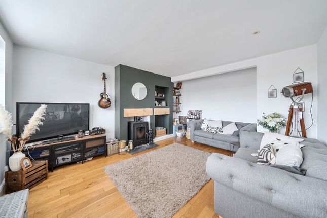 30, Chiltern Avenue, Dunstable photo 3