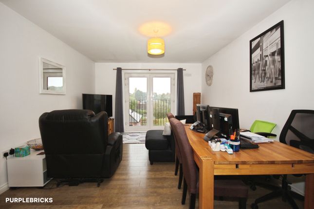 127 Station Avenue, Coventry photo 3