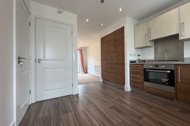 32, Kiln View, Stoke-on-Trent photo 3
