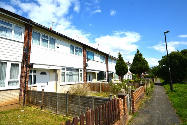 Thumbnail Terraced house to rent in Humber Way, Slough, Berkshire