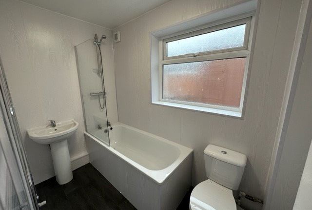 Flat to rent in Croydon Road, Arthurs Hill, Newcastle Upon Tyne