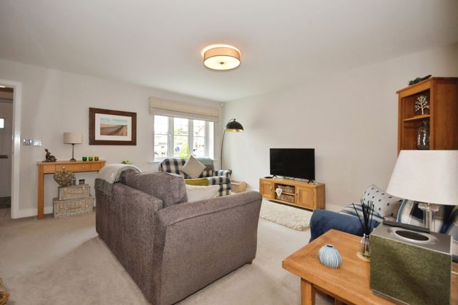 18, Settlement Drive, Chesterfield photo 4