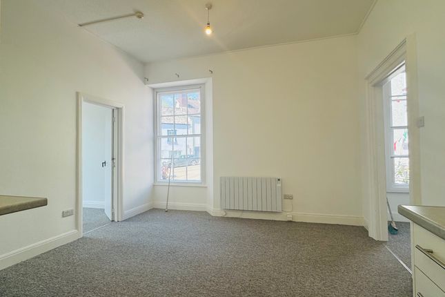 Flat 4, Narberth photo 3