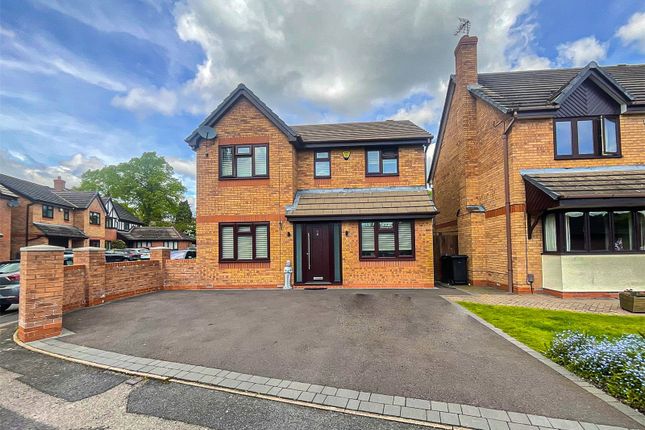 Detached house for sale in Knightswood Close, Sutton Coldfield, Birmingham