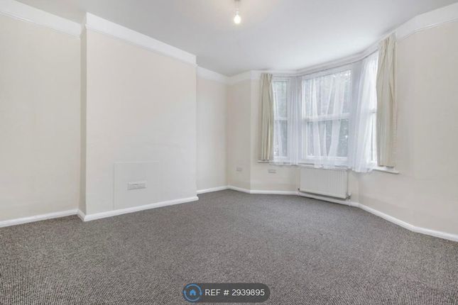 Desborough Road, High Wycombe photo 2