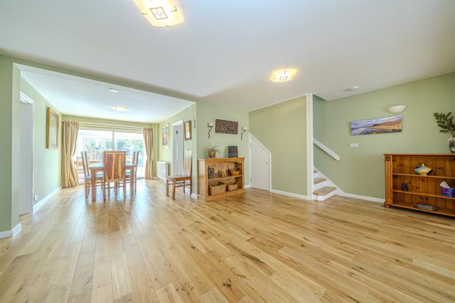 20, Tannsfield Drive, Hemel Hempstead photo 3