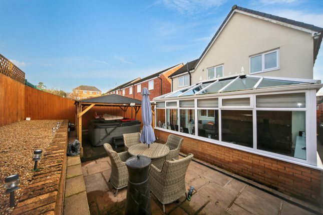 55 Beacon Green, Skelmersdale photo 2