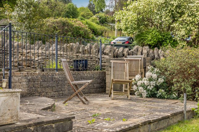 Cornerstones,, Lower Littleworth, Stroud photo 4