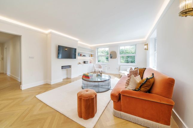 Flat for sale in Kemnal Road, Chislehurst, Kent