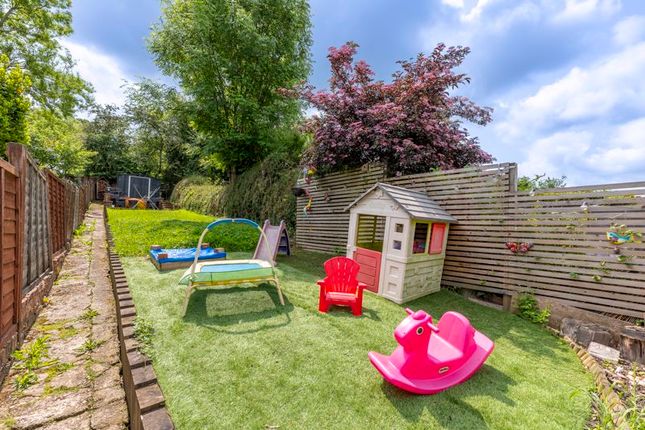 2-bed house on 5 Vine Cottages, Western Road, Crowborough, £147,500