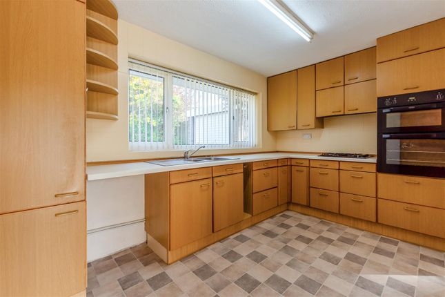 Wentbridge, Waldron Drive, Maidstone photo 3