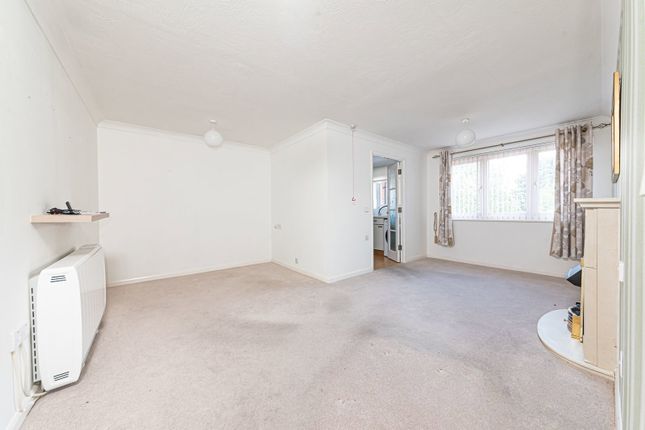 Warner Court,Flat 25, Yorktown Road, Sandhurst photo 4