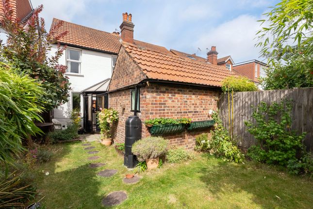 10, Bentsbrook Road, Dorking photo 5