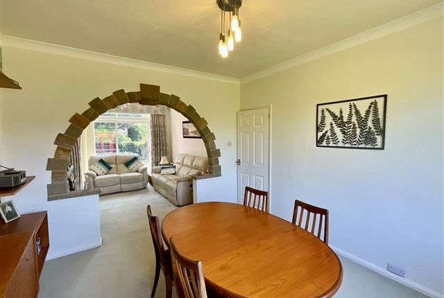 67, Charnock View Road, Sheffield photo 4