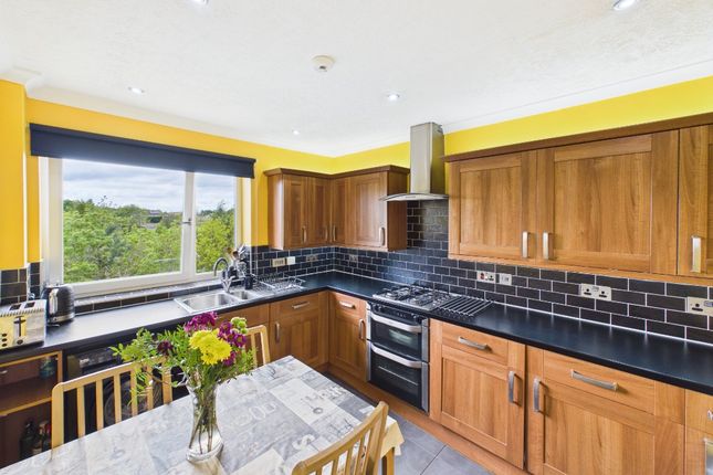 Gilmerton Dykes Avenue, Gilmerton, Edinburgh, EH17 8NB, Edinburgh photo 4