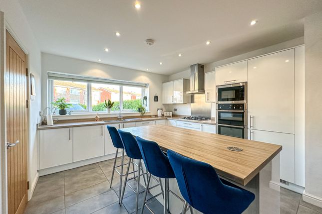 34 Seven Acres Lane, Wirral photo 3