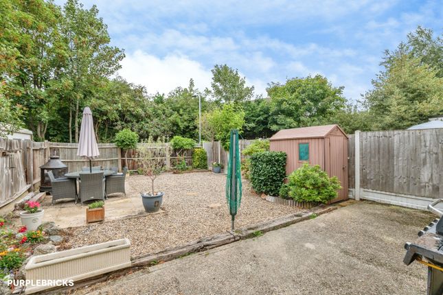 23, Byron Avenue, Southend-on-Sea photo 2