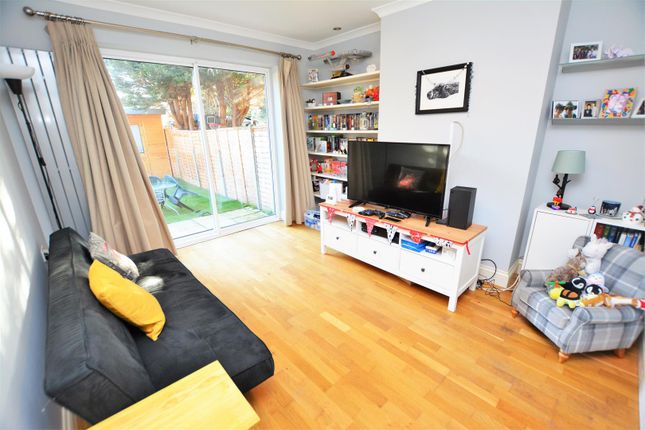 Flat for sale in Runnymede, Colliers Wood, London
