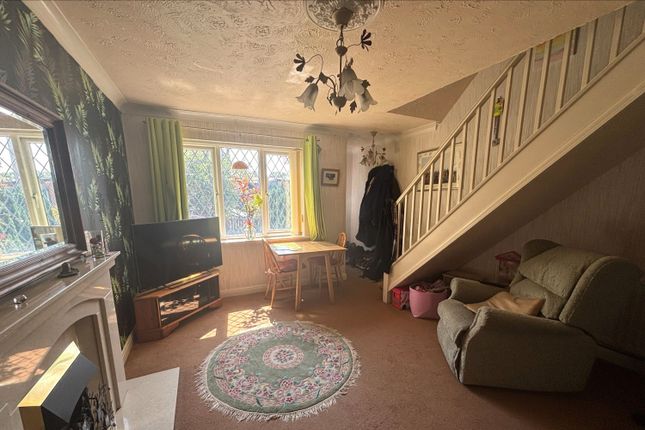 121, Harold Street, Grimsby photo 2