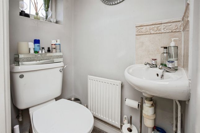 8, Stanier Drive, Leicester photo 4