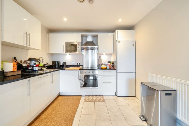 53, Paxton Point, 3, Merryweather Place, London photo 4