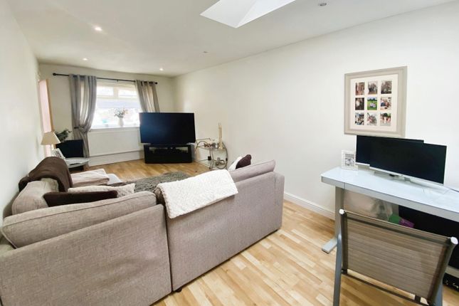72B, Barrington Road, Cheshire photo 3