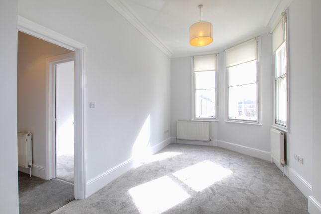 Flat to rent in Dartmouth Chambers, (Pk406), Holborn