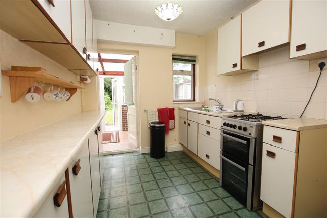 5, Cadogan Avenue, Dartford photo 4