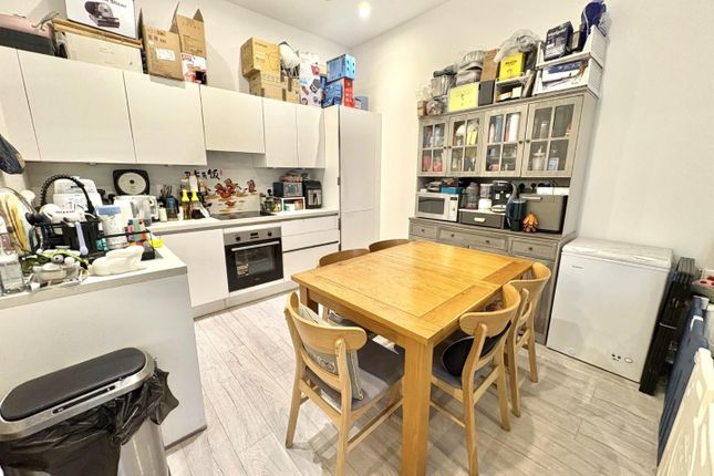 22 Farine Avenue, Hayes photo 2