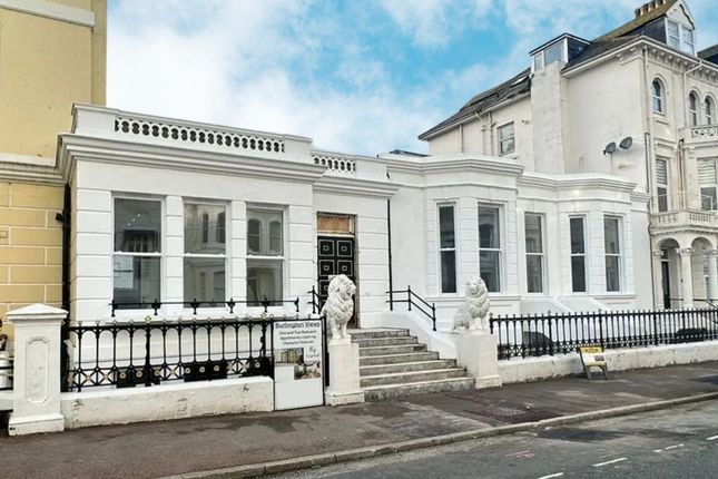 Thumbnail Flat for sale in Flat 5, Grande View, Eastbourne