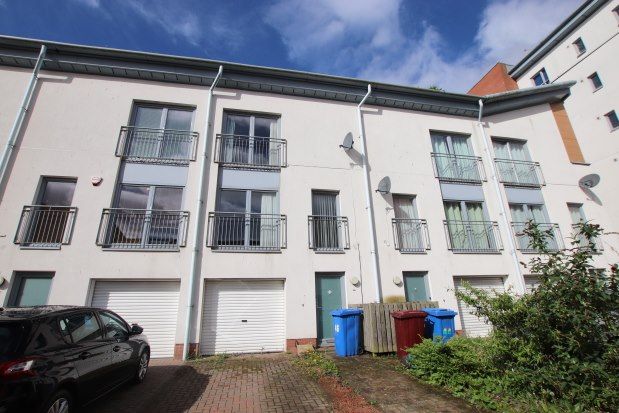 Thumbnail Town house to rent in Thorter Row, Dundee