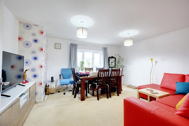 Flat for sale in The Wells Road, Mapperley, Nottingham