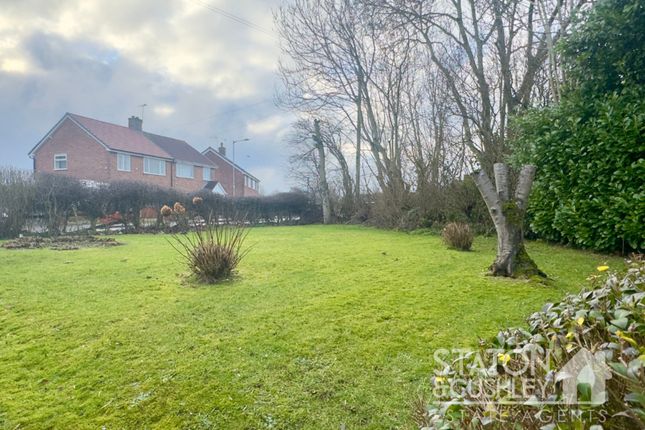 34, The Oval, Sutton-in-Ashfield photo 3