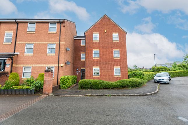 Thumbnail Flat for sale in Waterview Park, Leigh