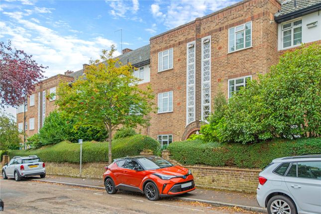 Flat for sale in Chester Close, Chester Avenue, Richmond TW10