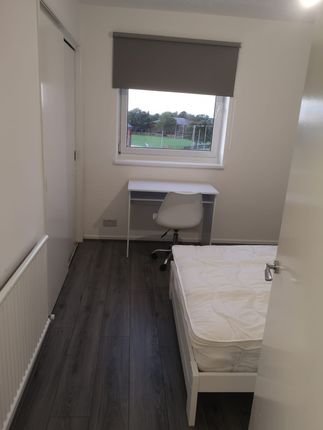 Flat to rent in Green Lane, Ormskirk