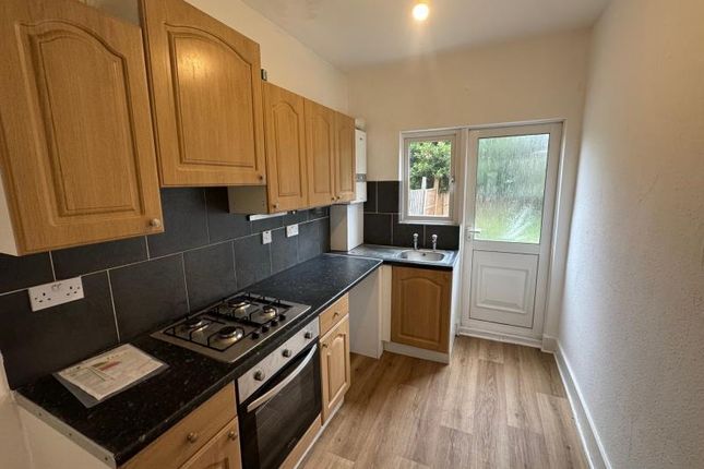 Thumbnail Flat to rent in Arcadian Gardens Wood, Green