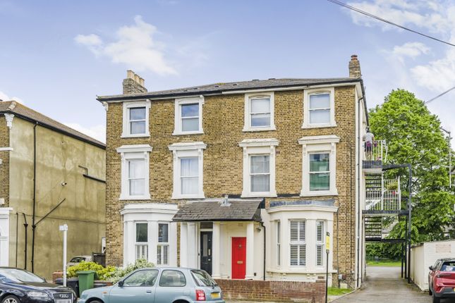 1-bed flat on 37A,, Palace Grove, Bromley, £220,000