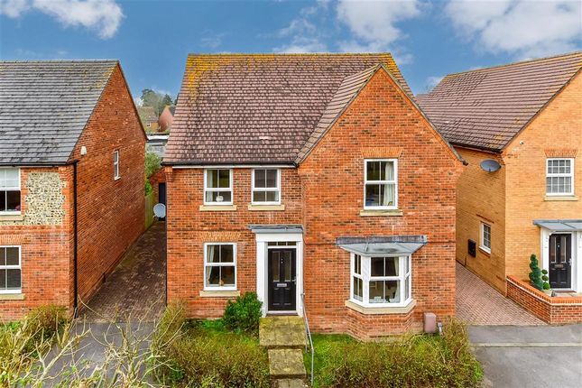 Thumbnail Detached house for sale in Sydney Way, Waterlooville, Hampshire