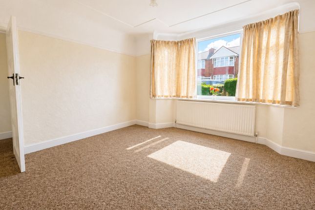 10, Taliesin Avenue, Deeside photo 3