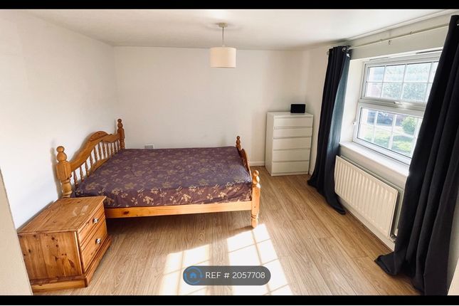 Thumbnail Room to rent in Shepherd Drive, Colchester