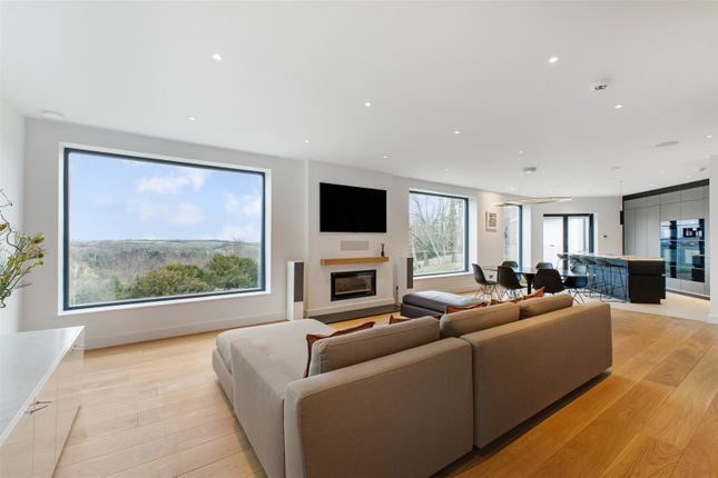 Sitting Dining Room Large Shot.Jpg