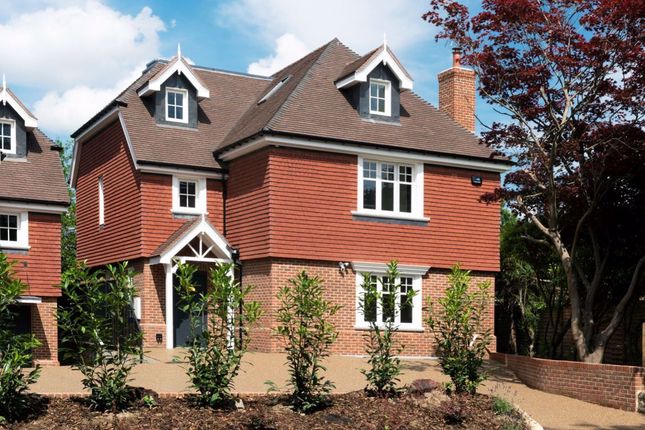 Thumbnail Detached house to rent in Oakhill Road, Sevenoaks, Kent